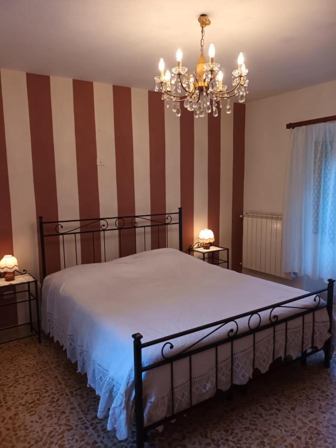 Вилла Casolare Trombacco Fabbriche di Vergemoli Экстерьер фото
