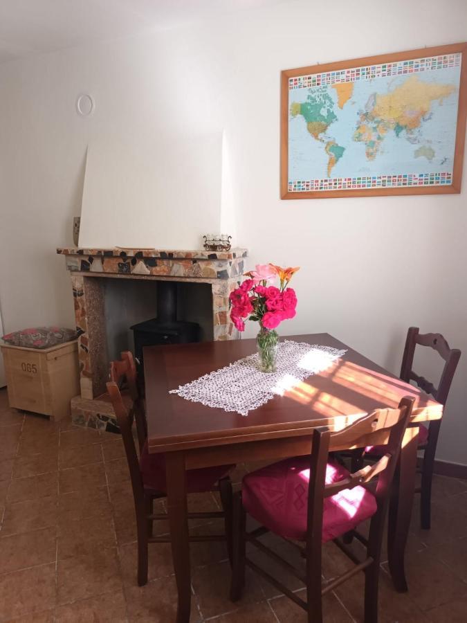 Вилла Casolare Trombacco Fabbriche di Vergemoli Экстерьер фото